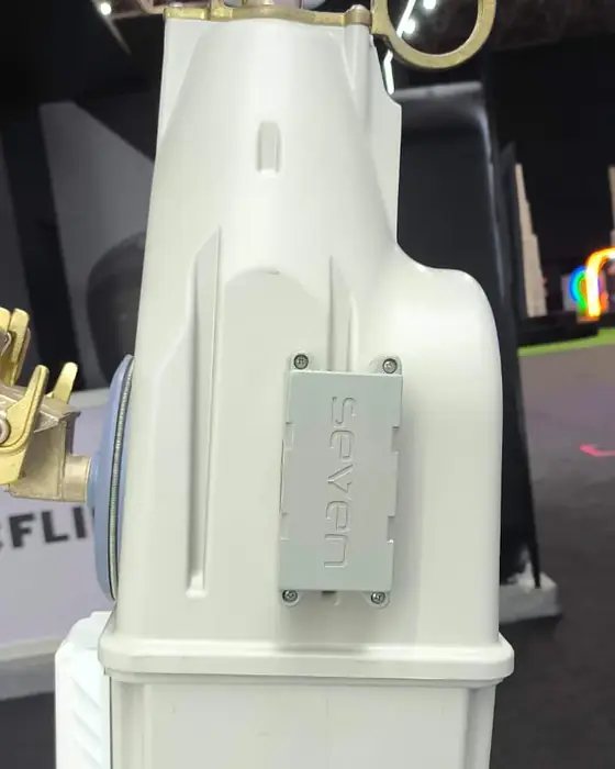 Sensor Cigarra acoplado à lateral de um religador TripSaver II